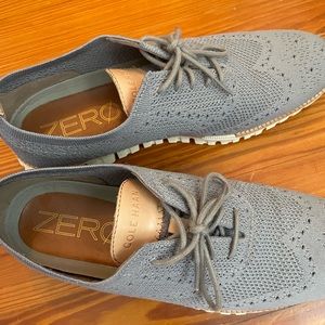 Hardly worn Cole Haan oxfords